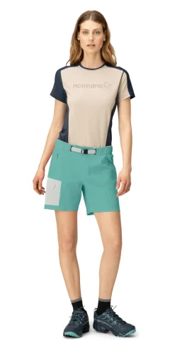 mmtsklep Spodnie I Spodenki-Spodenki Norrona Falketind Flex1 Light Shorts Women